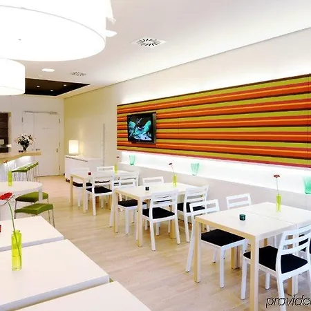 Hotell Harry's &